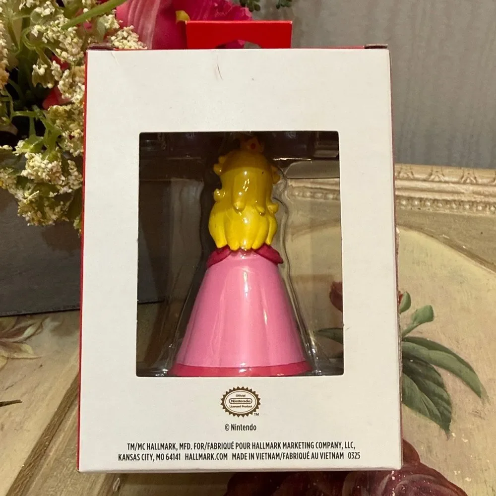 Hallmark Super Mario Princess Peach Christmas Tree Ornament NEW in Box